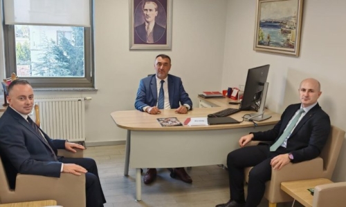 ÖZAĞCI, ZİRAAT BANKASI TRABZON BÖLGE BAŞKANI ALTUNTAŞ'I ZİYARET ETTİ
