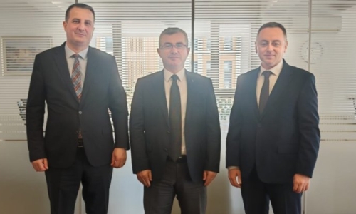 ÖZAĞCI, ZİRAAT BANKASI RİZE BÖLGE BAŞKANI AKDENİZ'İ ZİYARET ETTİ
